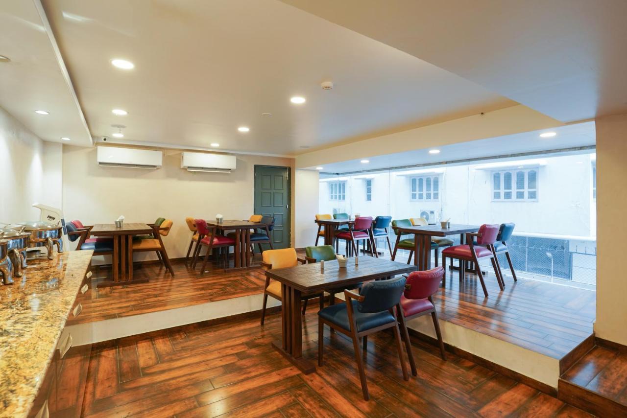 Uptown Hotel Наґпур Екстер'єр фото